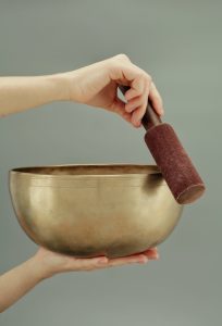 singing bowl healing session